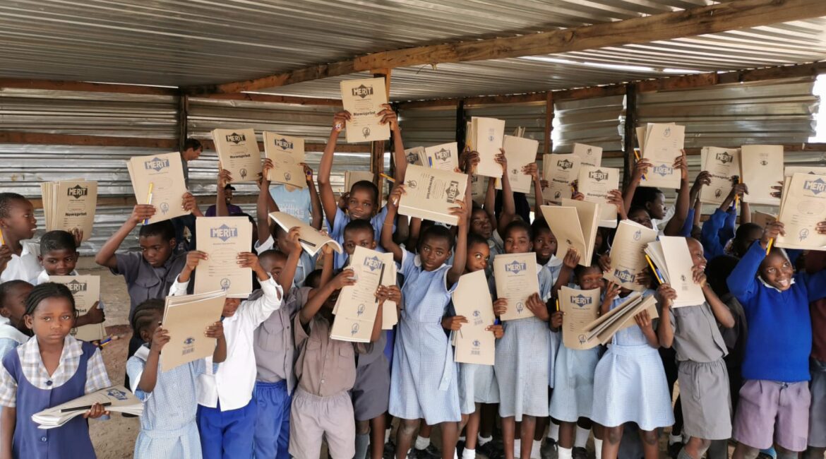 Grundschule Kaufbeuren-Oberbeuren unterstützt 2 Patenkinder in Simbabwe
